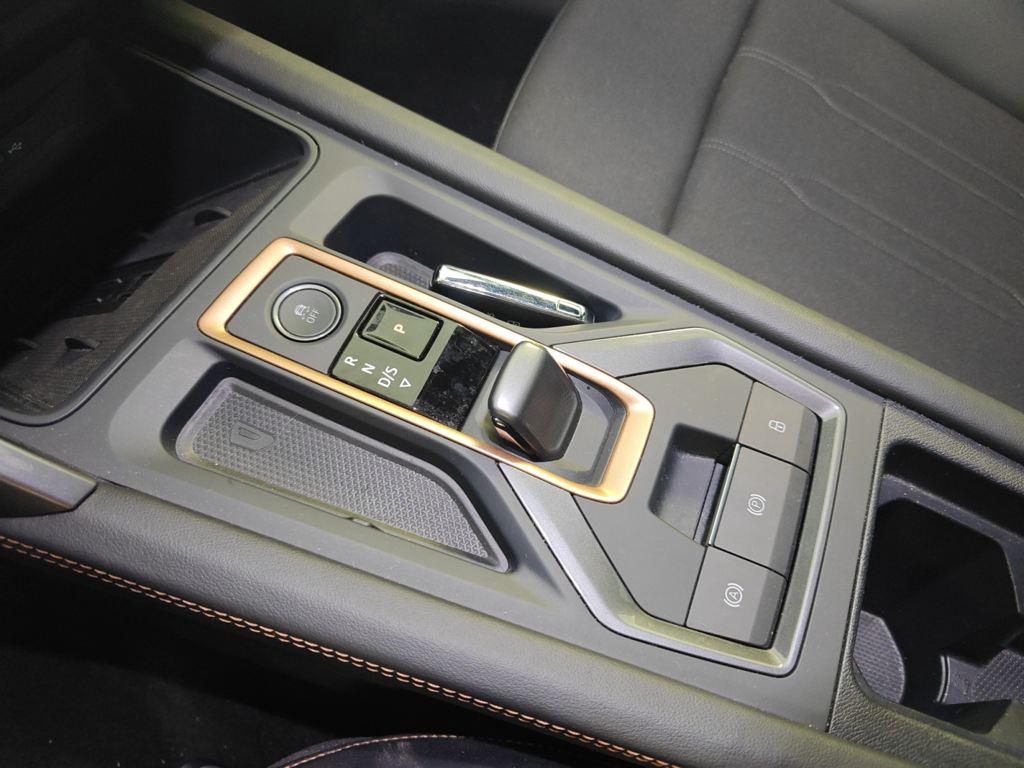 CUPRA León 1.5 eTSI DSG 110 kW (150 CV) - 10