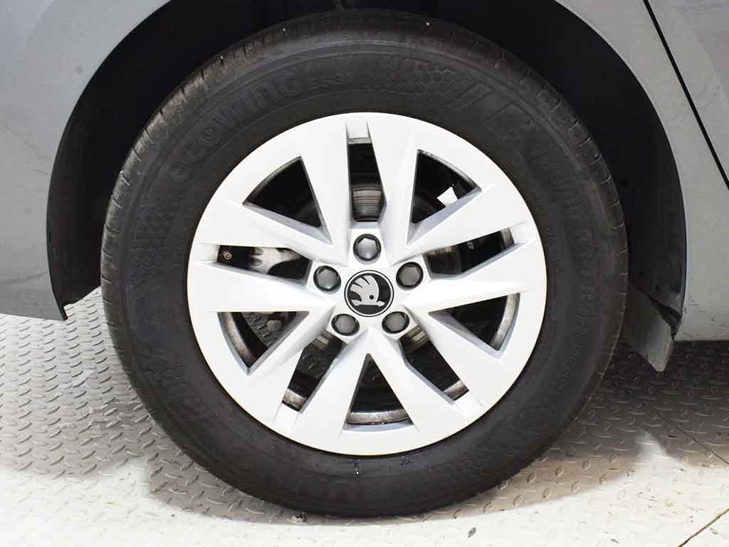 Skoda Fabia 1.0 TSI Selection DSG 85 kW (115 CV) - 7