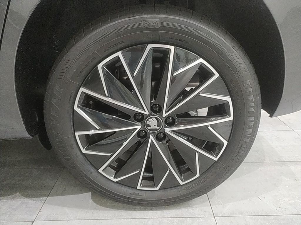 Skoda Kamiq 1.0 TSI Design DSG 85 kW (115 CV) - 7