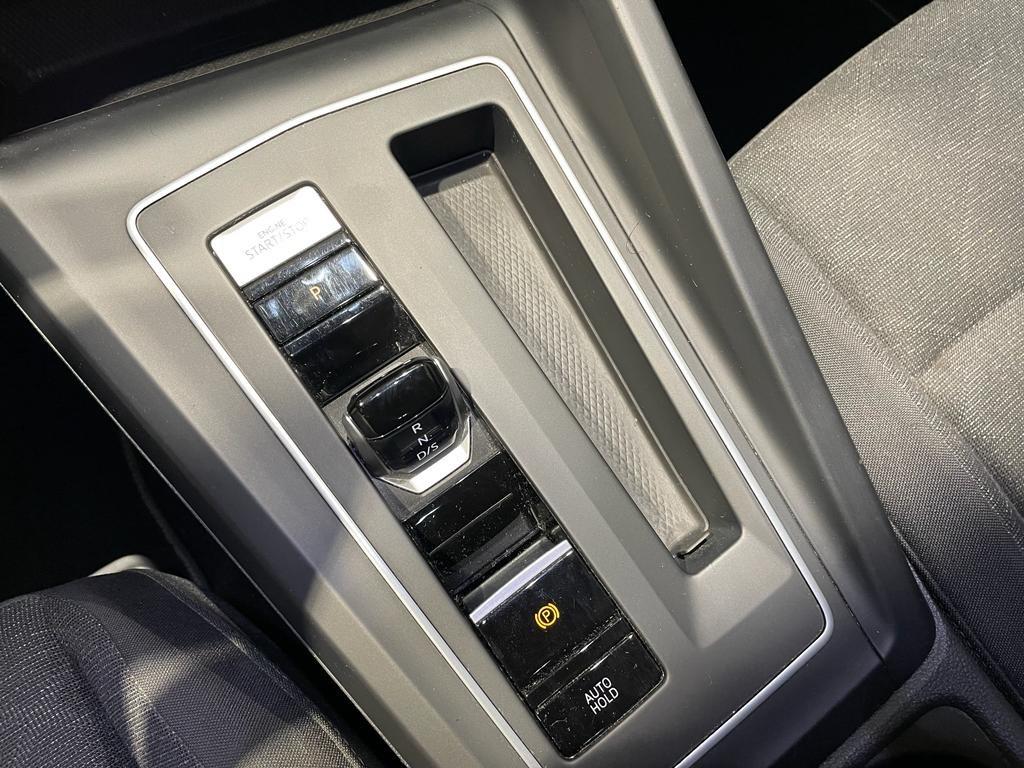 Volkswagen Golf Life 1.5 eTSI 110 kW (150 CV) DSG - 9