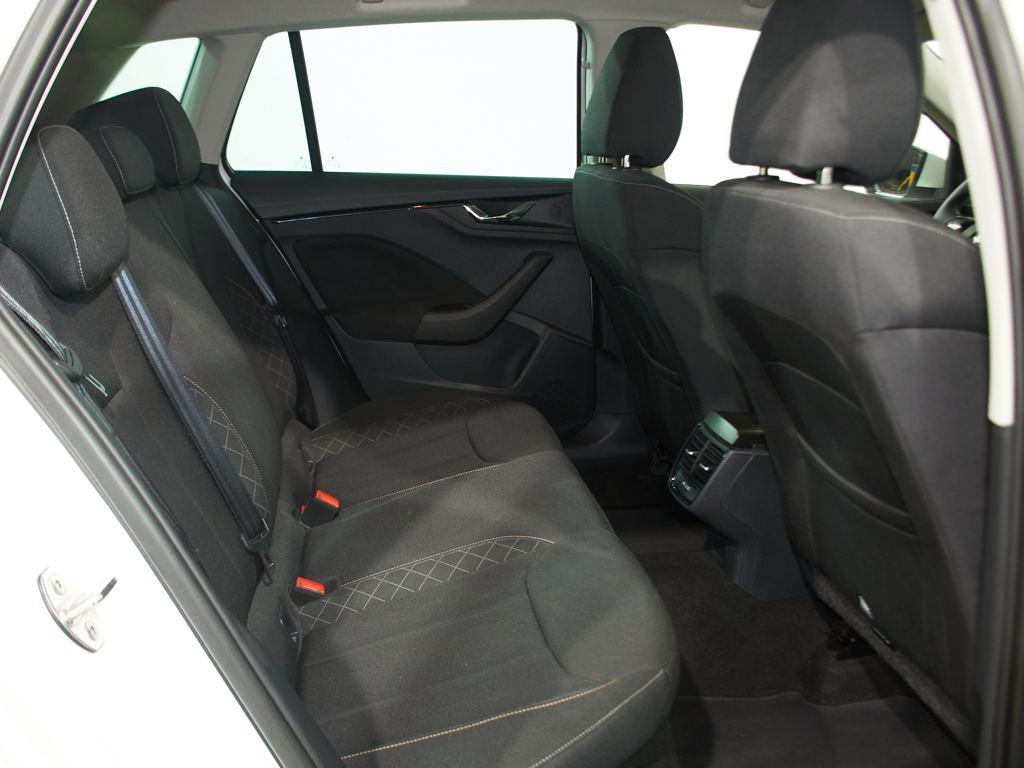 Skoda Kamiq 1.0 TSI Ambition 81 kW (110 CV) - 5