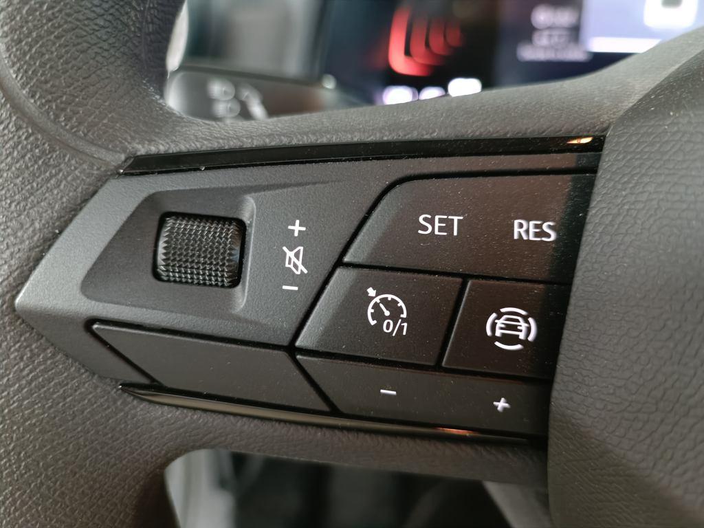 SEAT Arona 1.0 TSI Reference XM 70 kW (95 CV) - 8