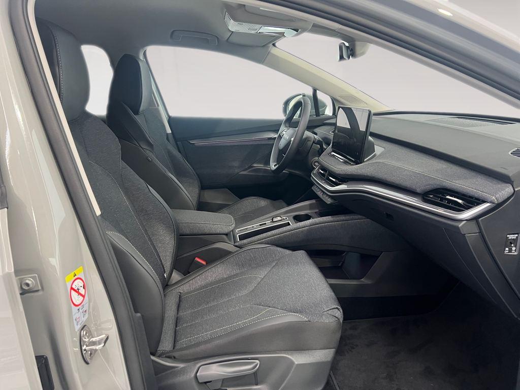 Skoda Elroq 60 63 kWh 150 kW (204 CV) - 4