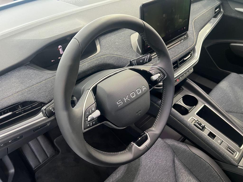 Skoda Elroq 60 63 kWh 150 kW (204 CV) - 8