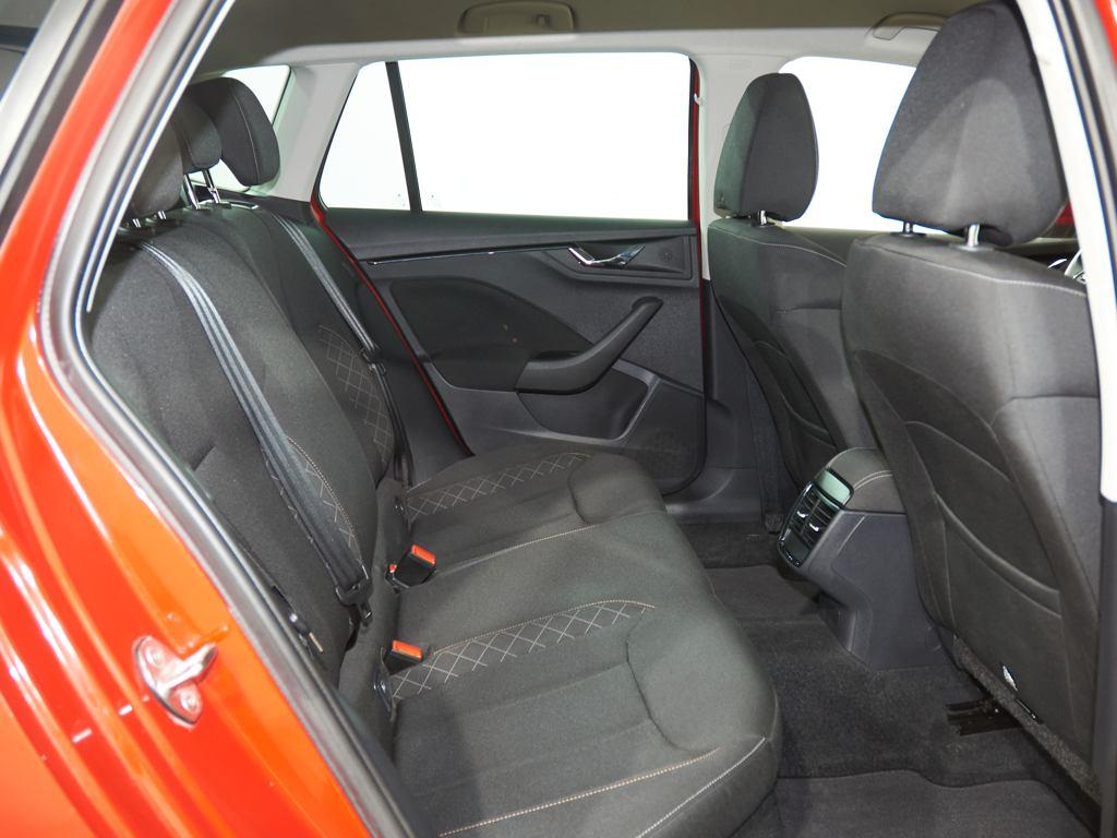 Skoda Kamiq 1.0 TSI Ambition DSG 81 kW (110 CV) - 5