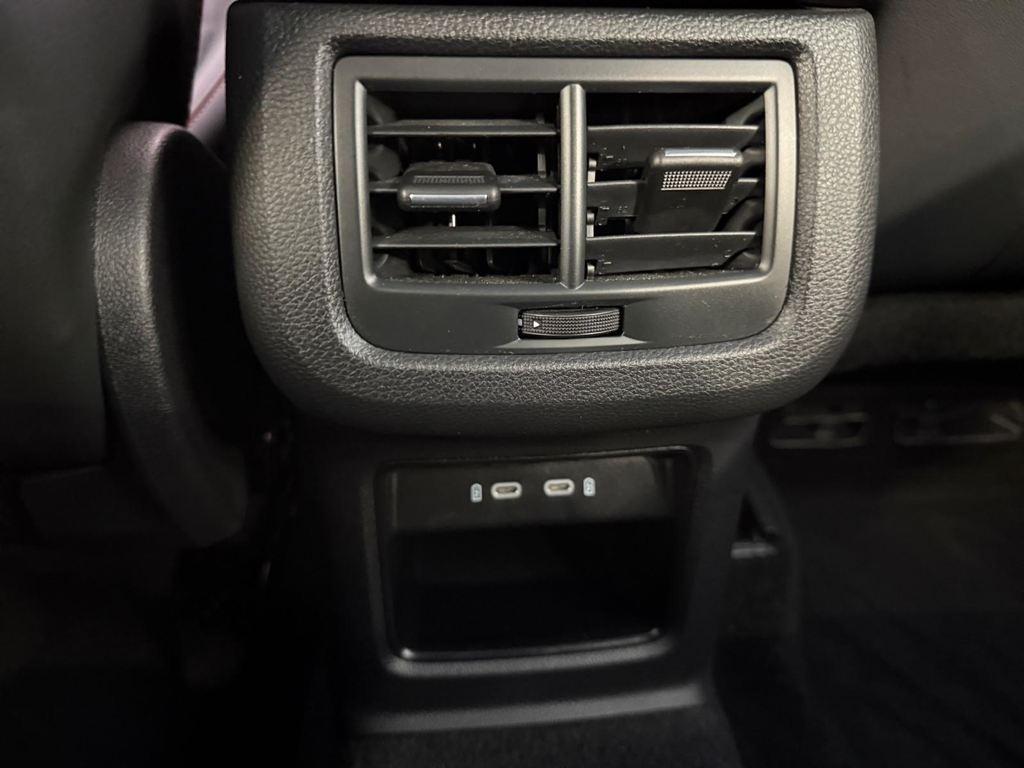 SEAT Ateca 1.5 TSI S&S FR Special Edition DSG 110 kW (150 CV) - 13