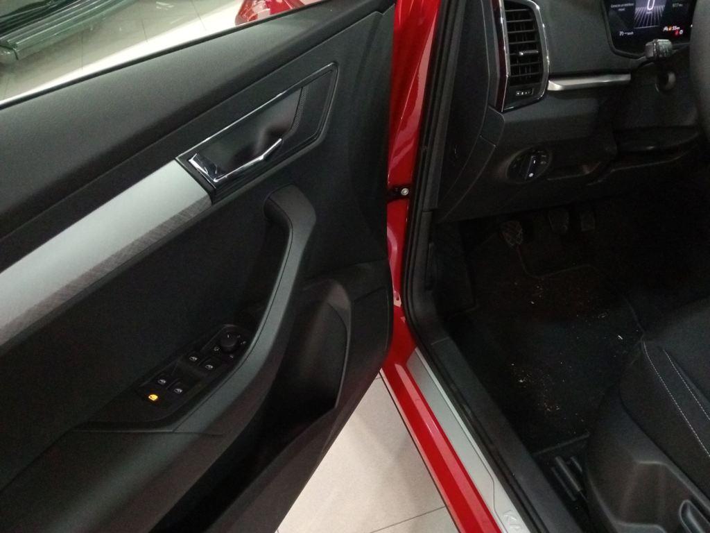 Skoda Karoq 1.5 TSI ACT Selection DSG 110 kW (150 CV) - 16