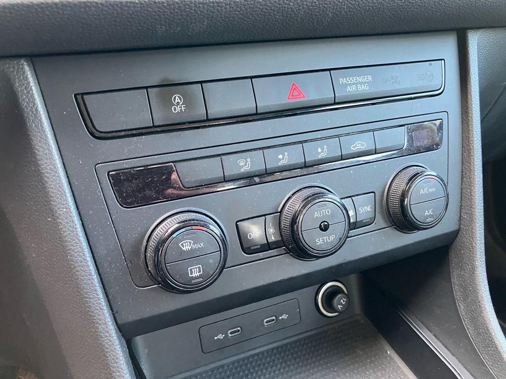 SEAT Ateca 1.0 TSI S&S Reference 81 kW (110 CV) - 12