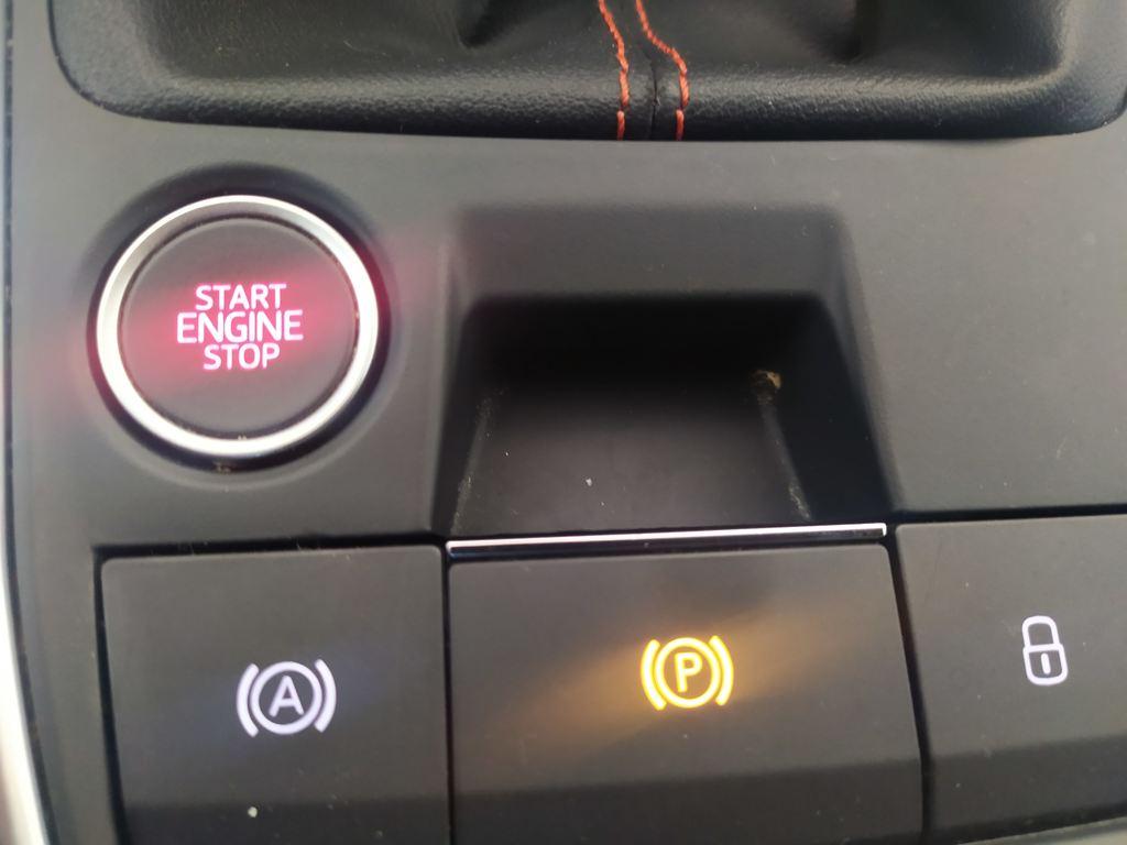 SEAT León 1.5 TSI S&S FR 25 Aniversario 85 kW (116 CV) - 10