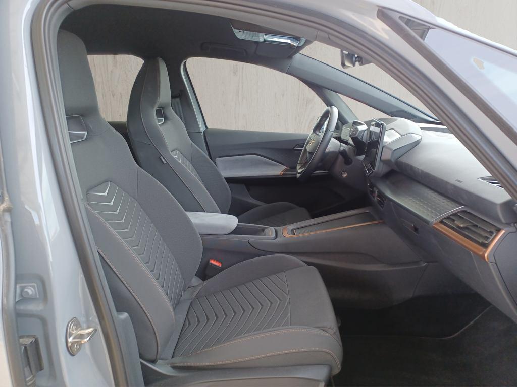 CUPRA Born 58kWh E-Boost Pack 170 kW (231 CV) - 4