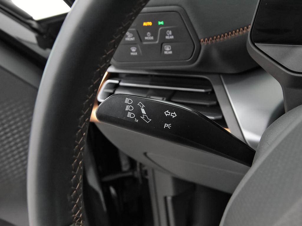 CUPRA Born 58 kWh 150 kW (204 CV) - 12