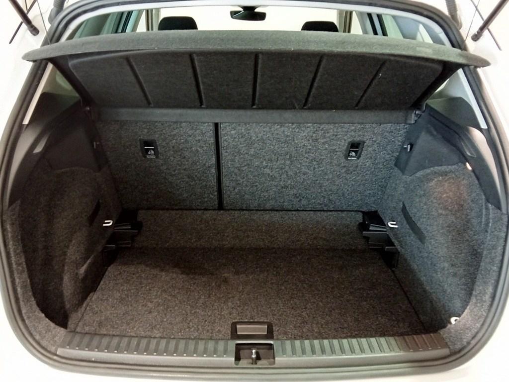 SEAT Arona 1.0 TSI Style Plus 81 kW (110 CV) - 6