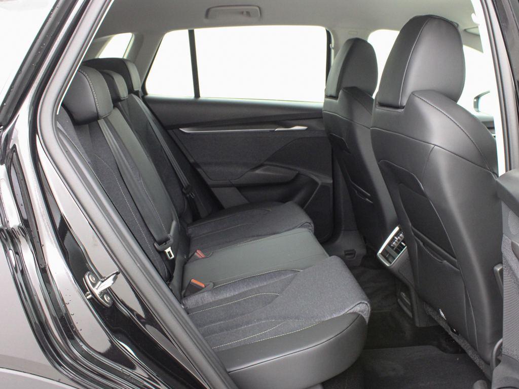 Skoda Elroq 85 82 kWh 210 kW (286 CV) - 5