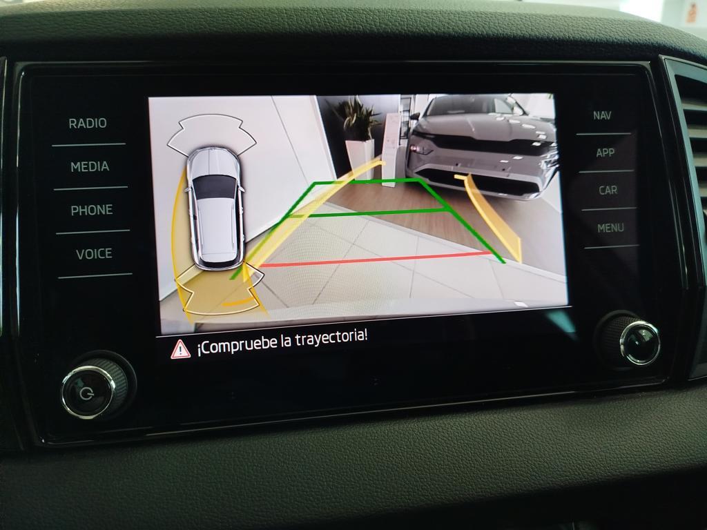 Skoda Karoq 1.5 TSI ACT Selection DSG 110 kW (150 CV) - 10