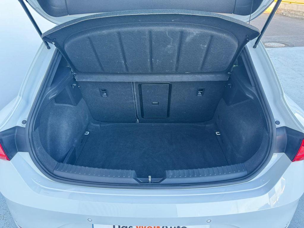 SEAT León 1.5 eTSI S&S FR Go L DSG 110 kW (150 CV) - 6