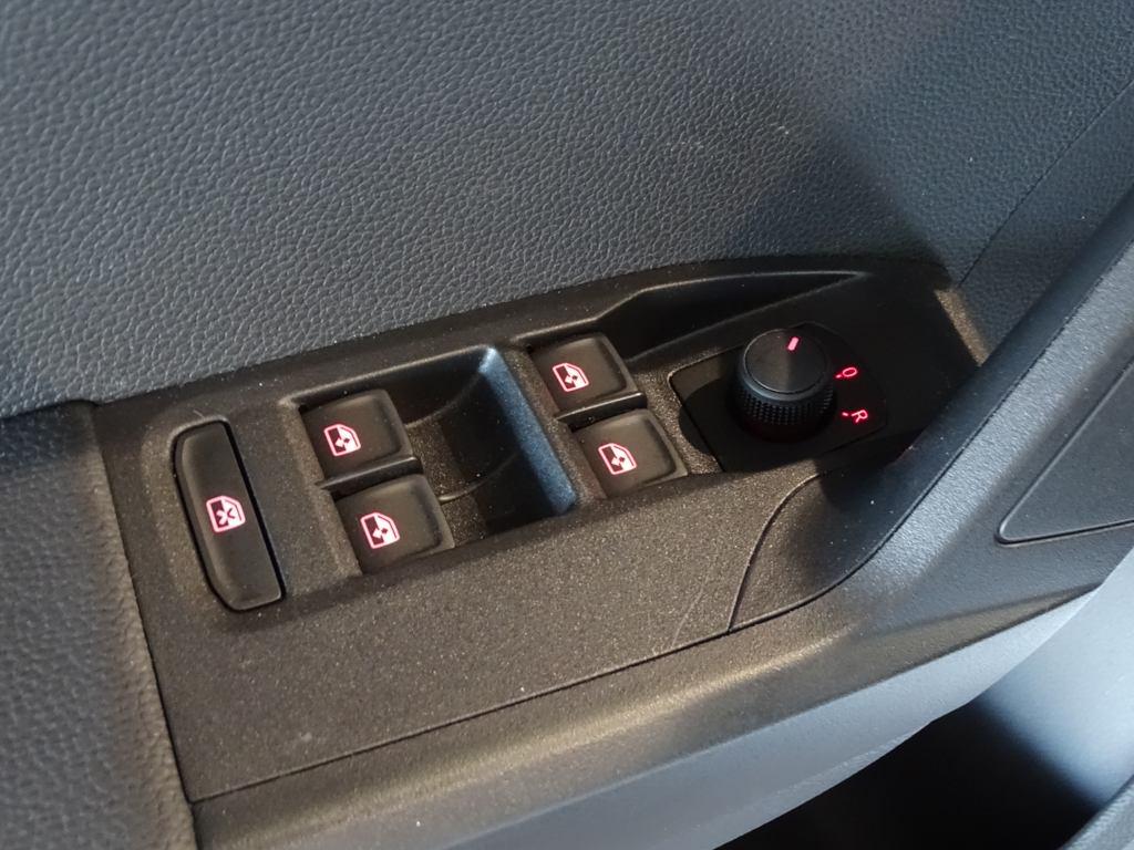 SEAT Arona 1.0 TSI Reference XM 70 kW (95 CV) - 12