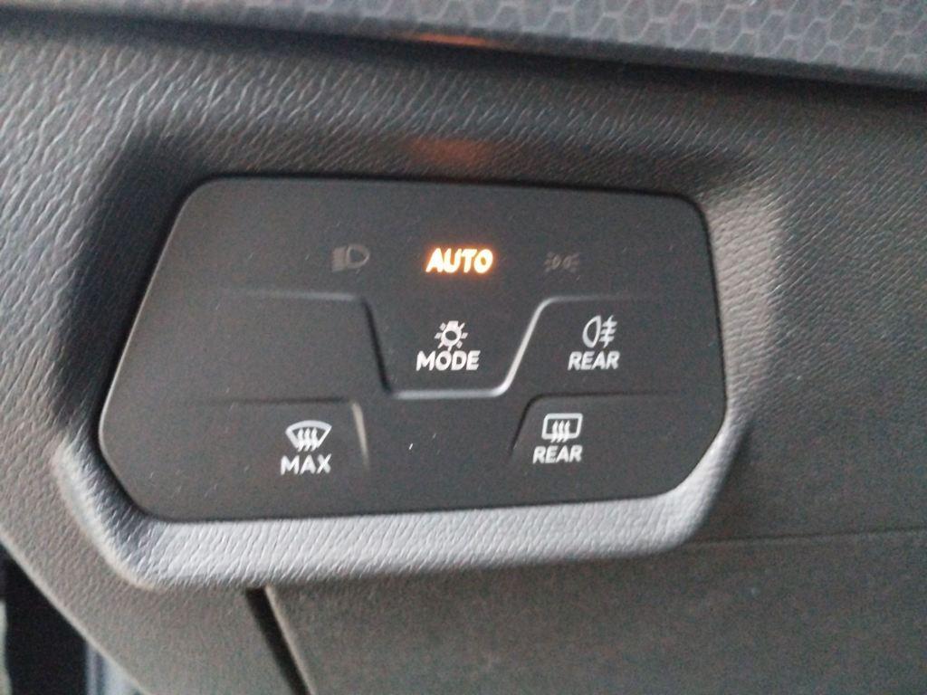 SEAT León ST 1.5 eTSI Style Special Edition DSG 110 kW (150 CV) - 11