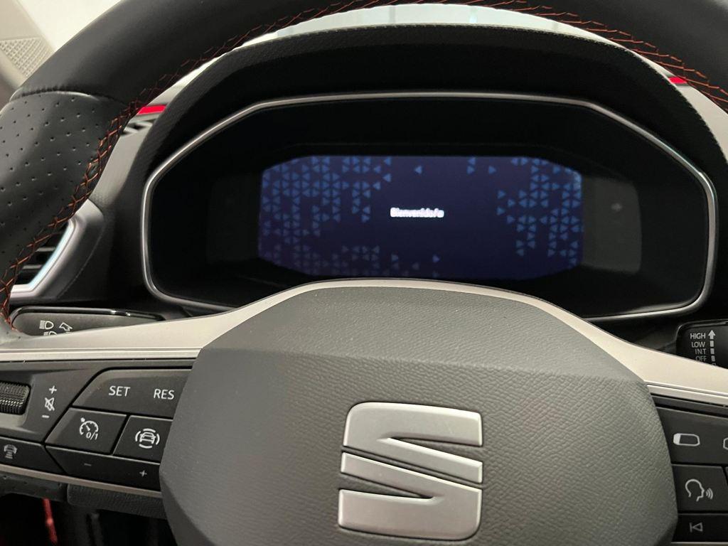 SEAT León 1.5 TSI S&S FR 25 Aniversario 85 kW (116 CV) - 10