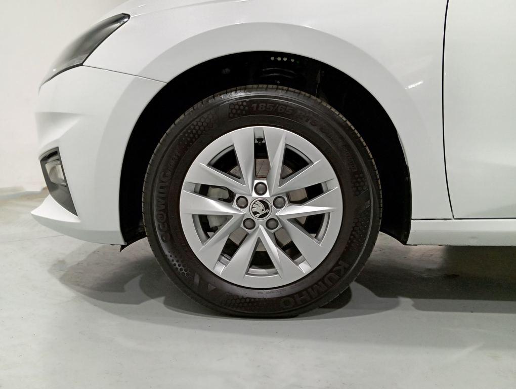 Skoda Fabia 1.0 TSI Selection 70 kW (95 CV) - 7