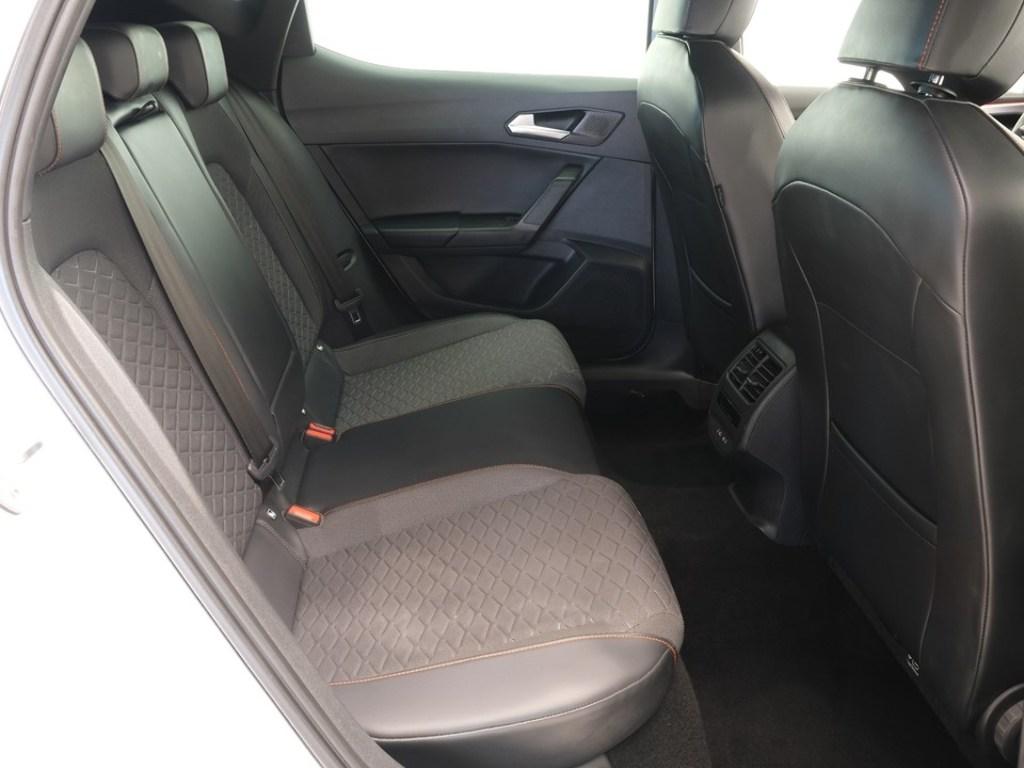 SEAT León 1.0 eTSI S&S FR XL DSG 81 kW (110 CV) - 5