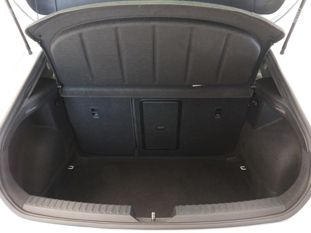 SEAT León 1.0 eTSI S&S FR XL DSG 81 kW (110 CV) - 6