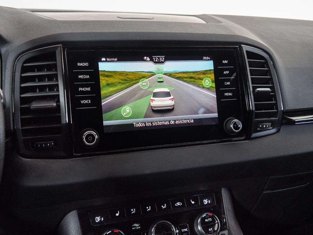 Skoda Karoq 1.5 TSI ACT Sportline DSG 110 kW (150 CV) - 10