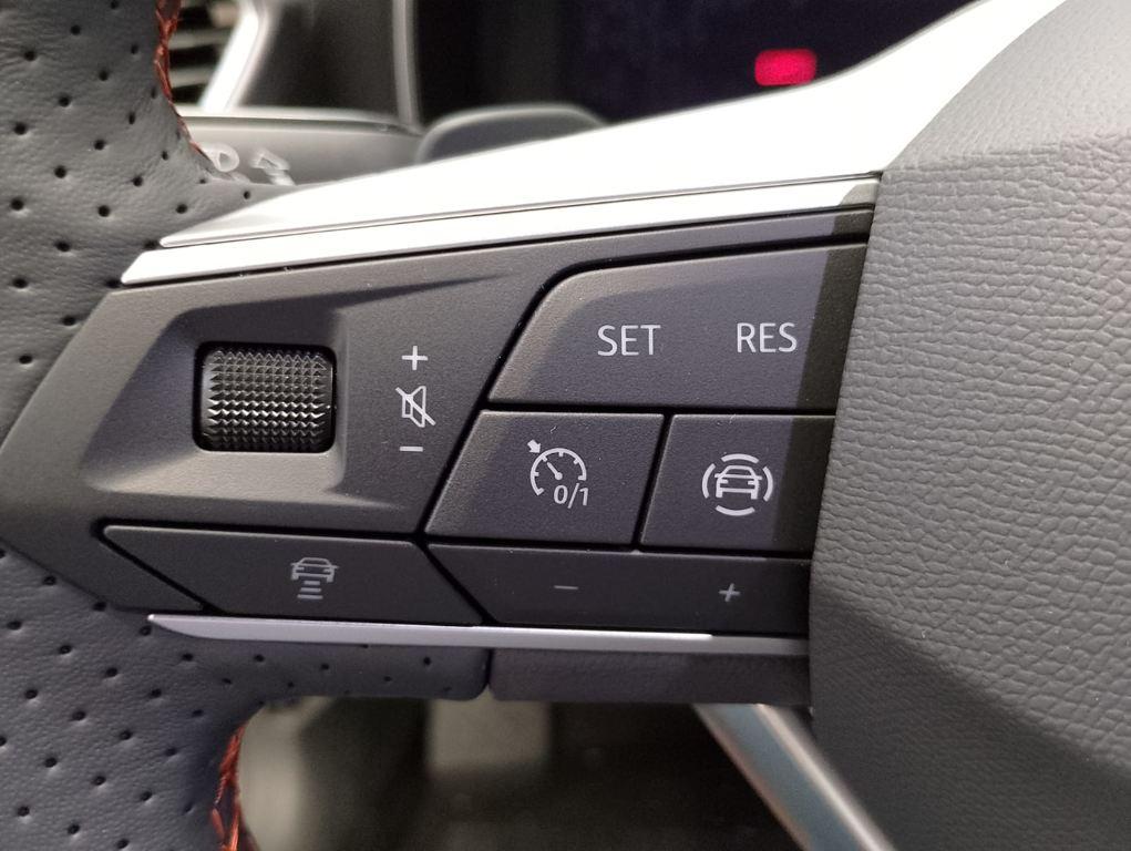 SEAT León 1.5 eTSI S&S FR Special Edition DSG 110 kW (150 CV) - 10