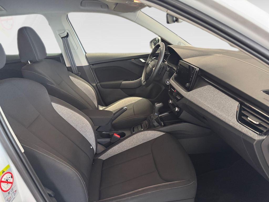 Skoda Kamiq 1.0 TSI Selection DSG 85 kW (115 CV) - 4