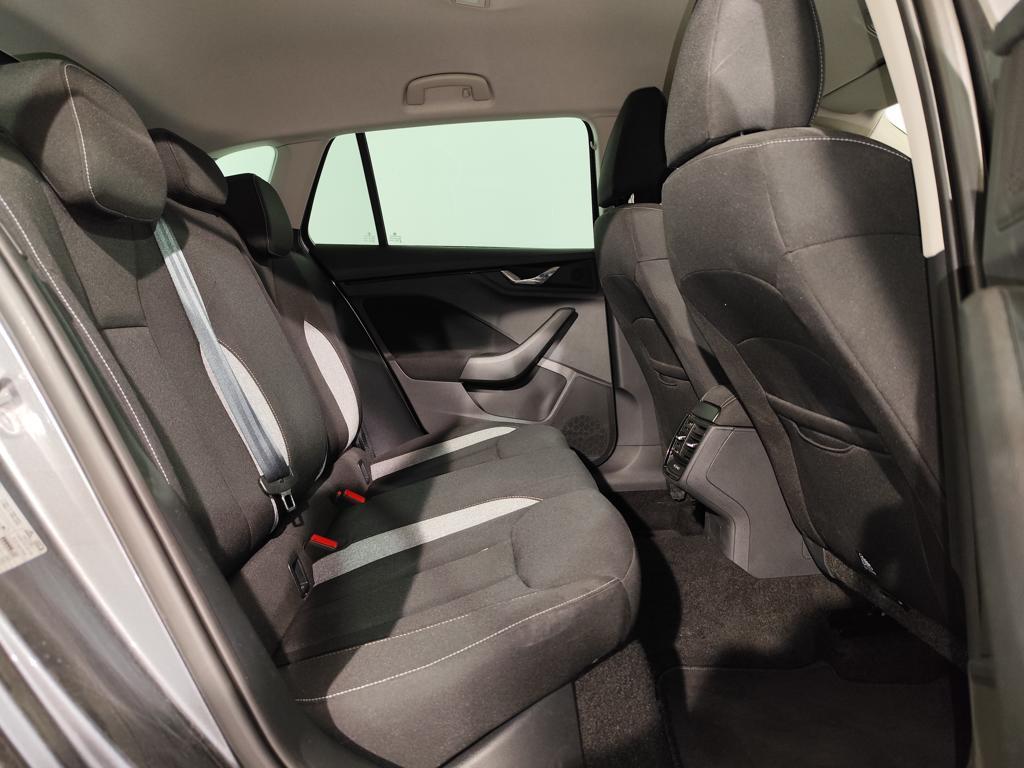 Skoda Scala 1.0 TSI Selection DSG 85 kW (115 CV) - 5