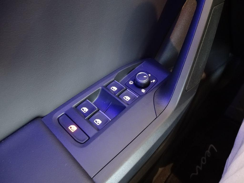 SEAT León ST 1.5 TSI S&S FR Launch Pack L 110 kW (150 CV) - 9