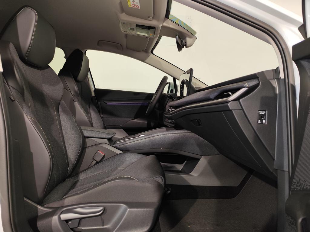 Skoda Elroq 60 63 kWh 150 kW (204 CV) - 4