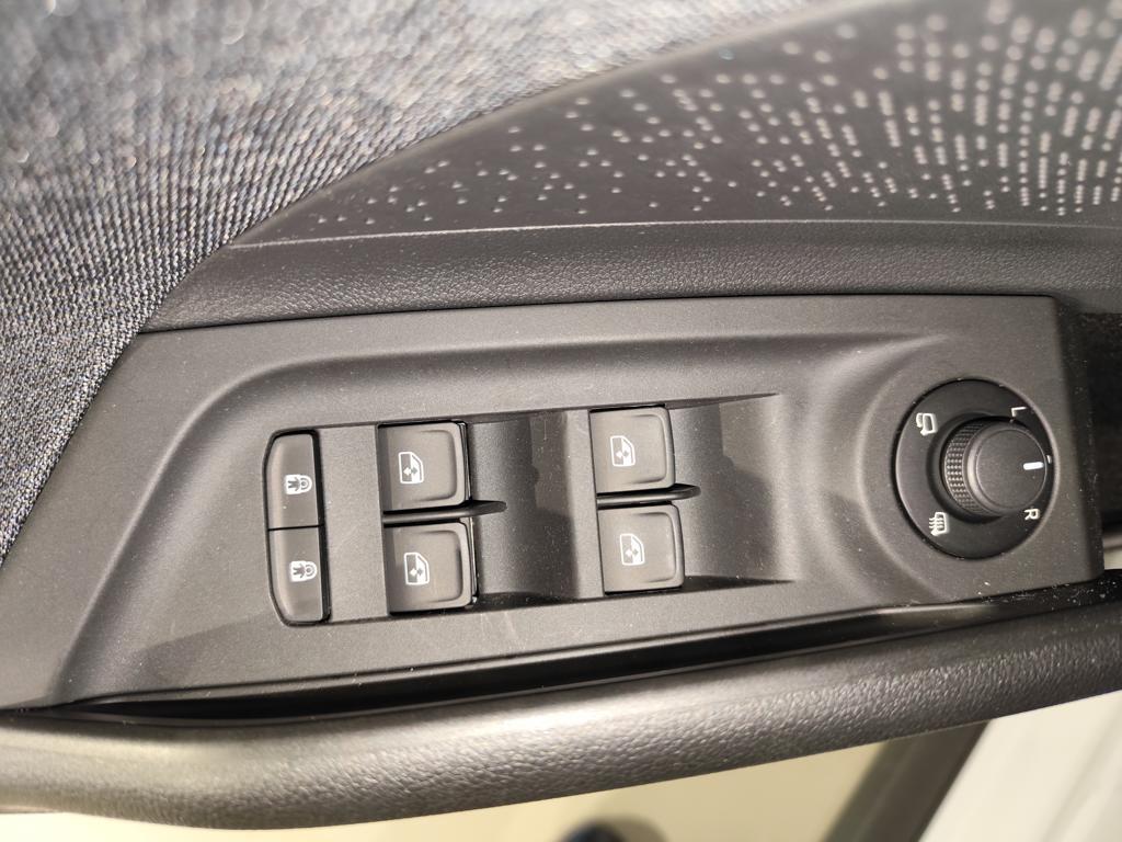 Skoda Elroq 60 63 kWh 150 kW (204 CV) - 9