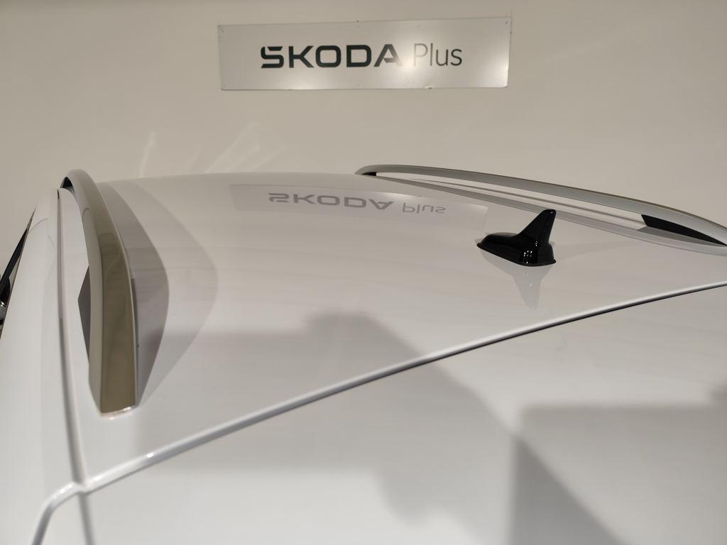 Skoda Kamiq 1.0 TSI Selection DSG 85 kW (115 CV) - 11