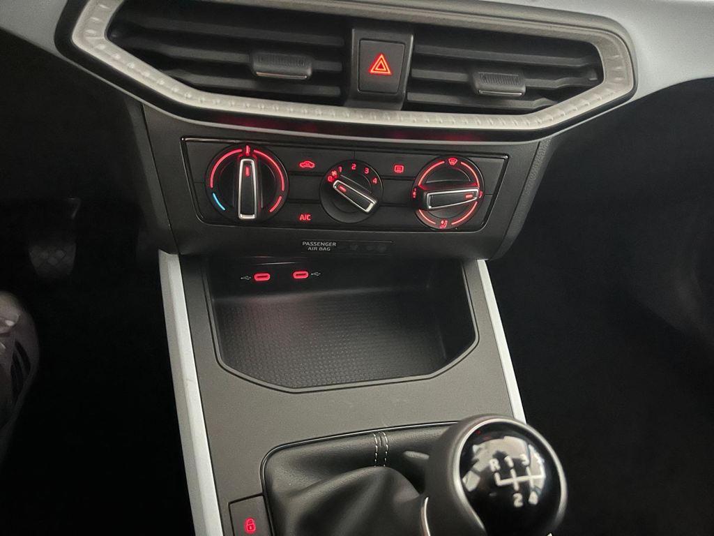 SEAT Arona 1.0 TSI Style Special Edition 70 kW (95 CV) - 10