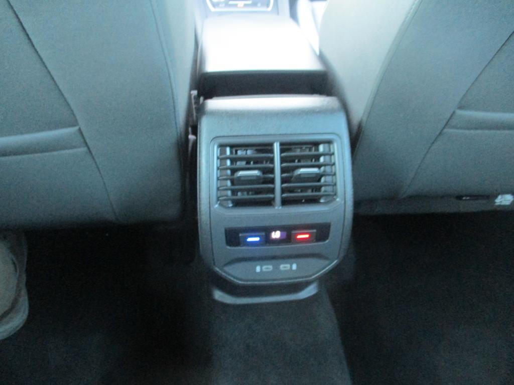 SEAT León ST 2.0 TDI Style XS 85 kW (115 CV) - 8