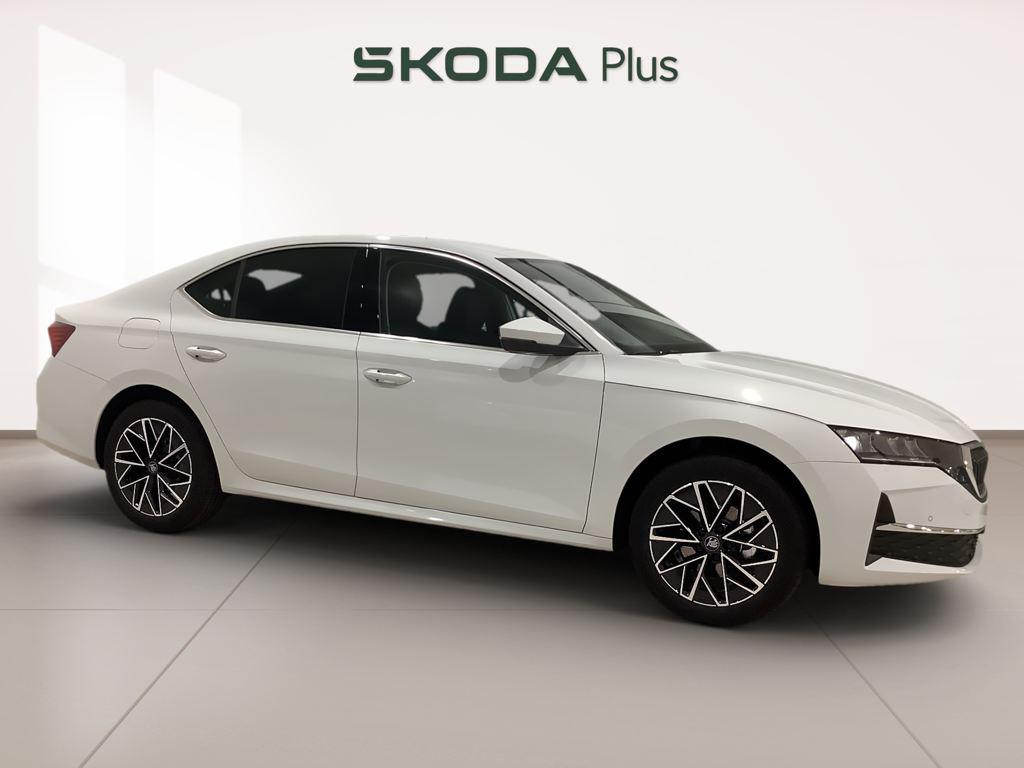 Skoda Octavia 1.5 TSI m-HEV Plus DSG 110 kW (150 CV) - 2