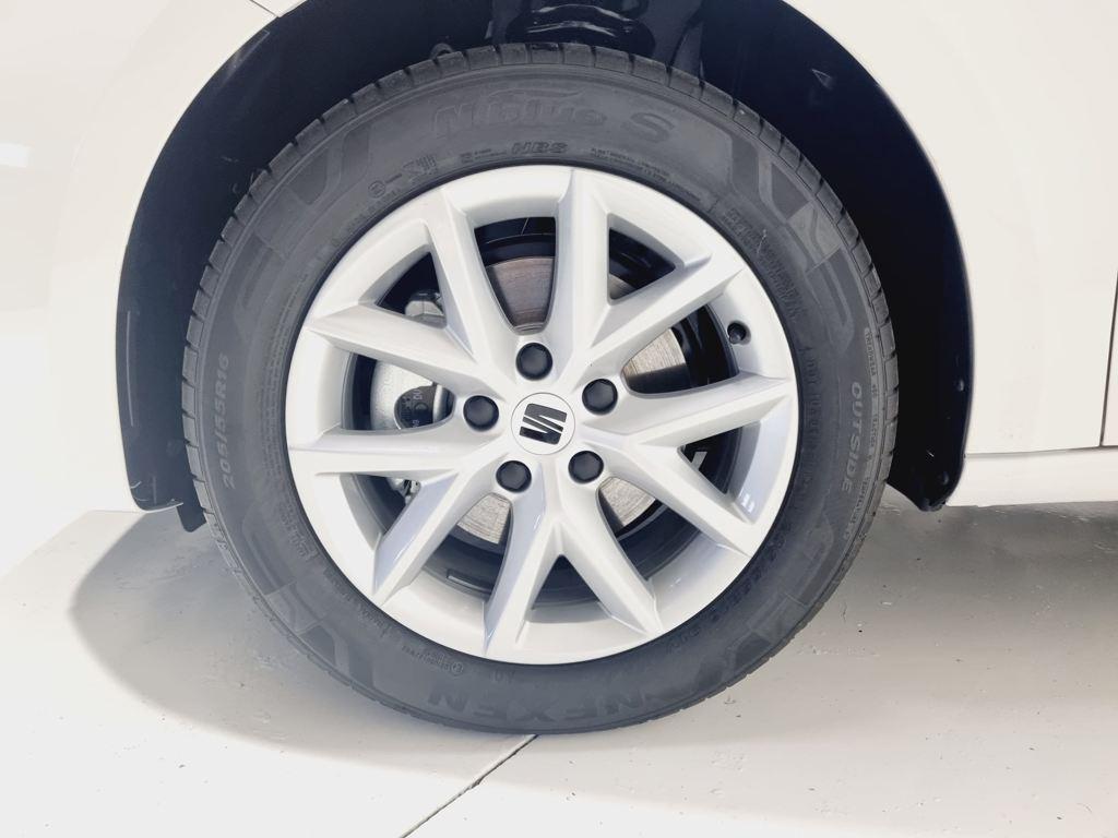 SEAT León 1.5 eTSI Style 25 Aniversario DSG 85 kW (116 CV) - 7