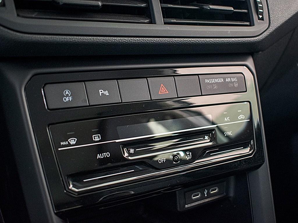 Volkswagen T-Cross Advance 1.0 TSI 70 kW (95 CV) - 10