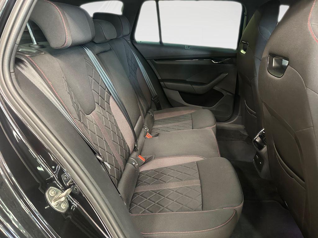 Skoda Octavia Combi 2.0 TSI DSG 180 kW (245 CV) RS - 5