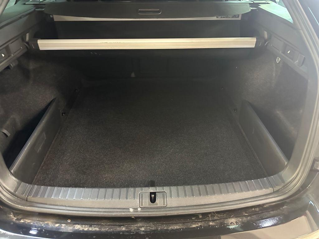 Skoda Octavia Combi 2.0 TSI DSG 180 kW (245 CV) RS - 6