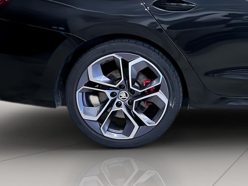 Skoda Octavia Combi 2.0 TSI DSG 180 kW (245 CV) RS - 7