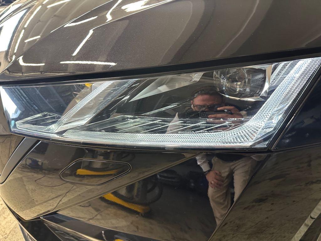 Skoda Octavia Combi 2.0 TSI DSG 180 kW (245 CV) RS - 18