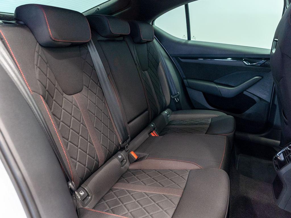 Skoda Octavia 2.0 TSI RS Plus DSG 180 kW (245 CV) - 4