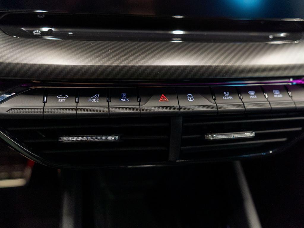 Skoda Octavia 2.0 TSI RS Plus DSG 180 kW (245 CV) - 12