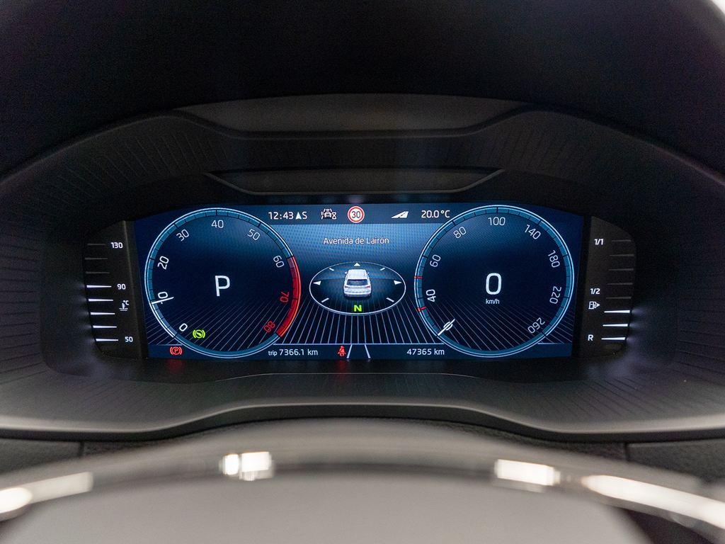 Skoda Karoq 1.5 TSI ACT Sportline DSG 110 kW (150 CV) - 10