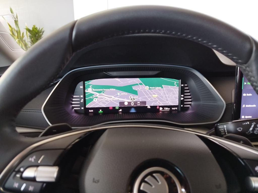 Skoda Octavia Combi 1.5 TSI m-HEV Selection DSG 110 kW (150 CV) - 10