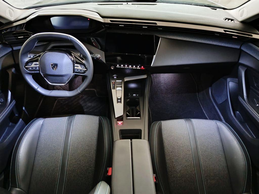 Peugeot 308 Allure Pack BlueHDi 130 S&S EAT8 96 kW (130 CV) - 3