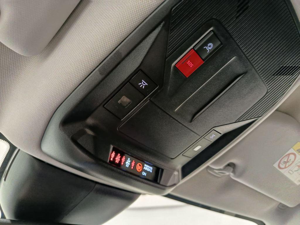 Peugeot 308 Allure Pack BlueHDi 130 S&S EAT8 96 kW (130 CV) - 8