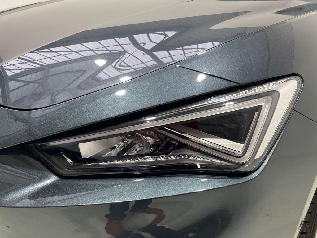 SEAT León 1.0 eTSI S&S FR 25 Aniversario DSG 81 kW (110 CV) - 11