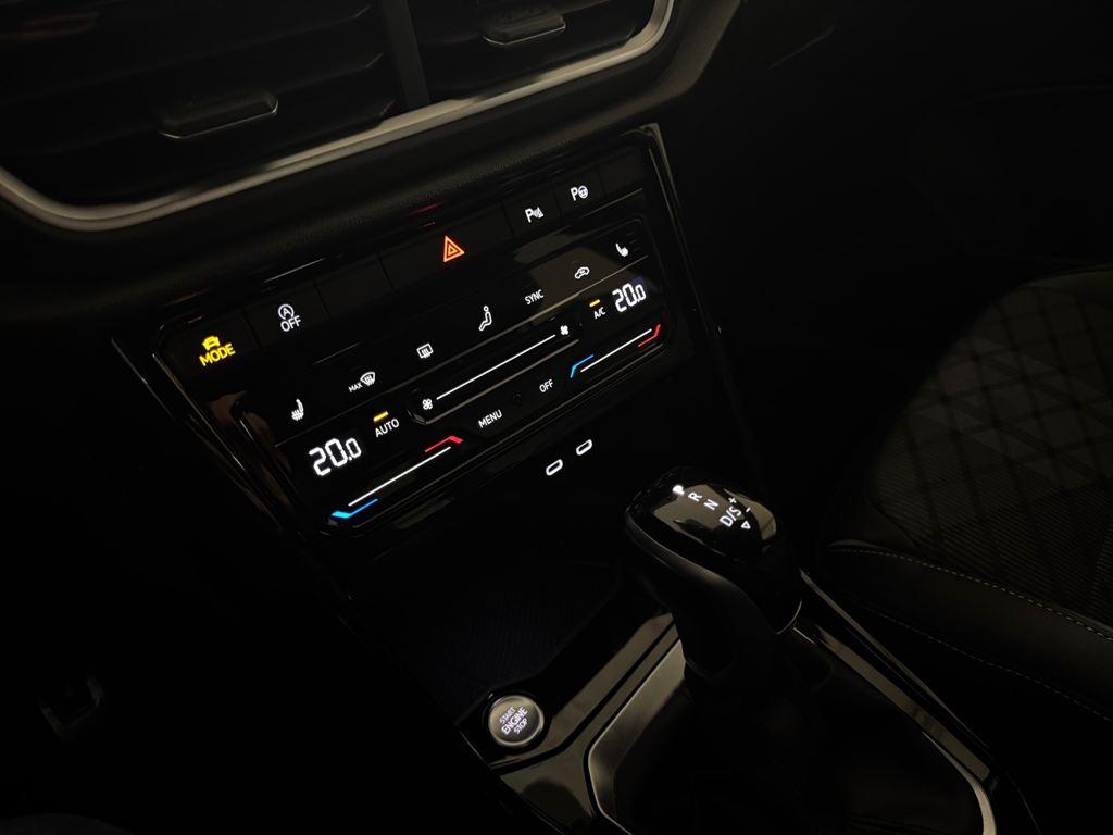 Volkswagen T-Roc R-Line 1.5 TSI 110 kW (150 CV) DSG - 13